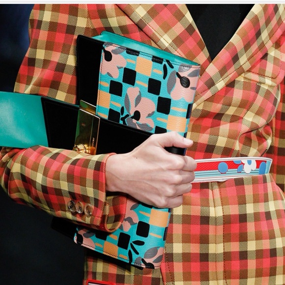 PRADA bag limited edition 2017 Mango+Nero - Picture 1 of 10